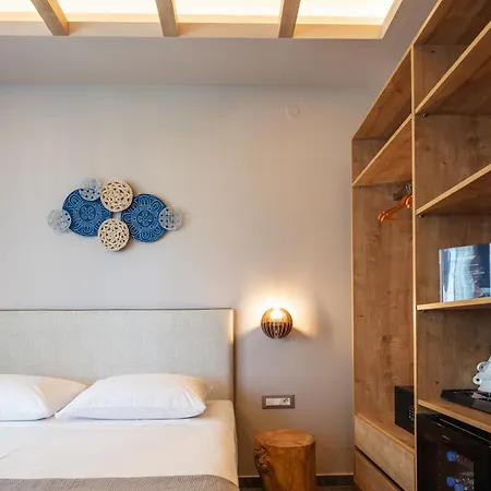 Skipper Beachfront Suites Hersonissos  Pokoj fotografie