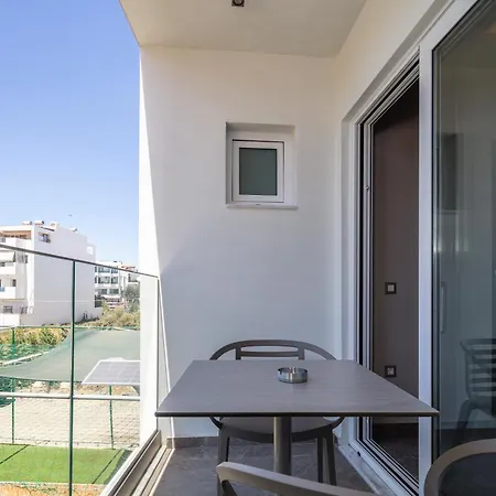 Skipper Beachfront Suites Hersonissos  Pokoj fotografie