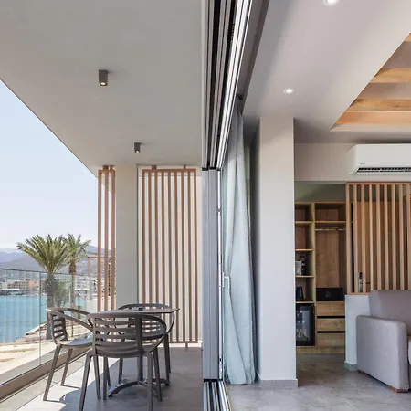 Skipper Beachfront Suites Hersonissos  Exteriér fotografie