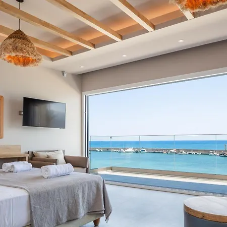 Skipper Beachfront Suites Hersonissos  Exteriér fotografie