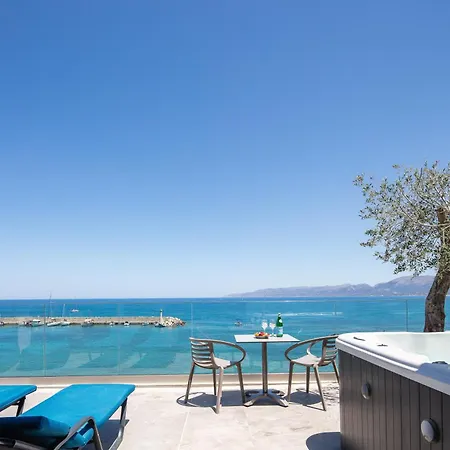 Skipper Beachfront Suites Hersonissos  Exteriér fotografie