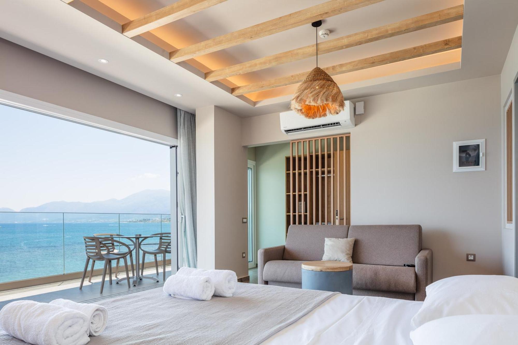 Skipper Beachfront Apartment *